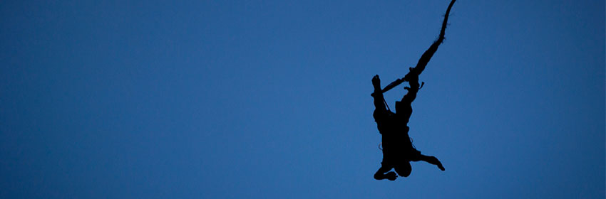 Evenementen in april.Bungy